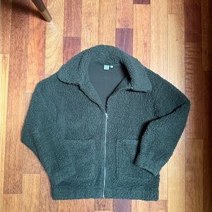 Twill | Cozy teddy dark green sherpa zip-up jacket size med/lrg
